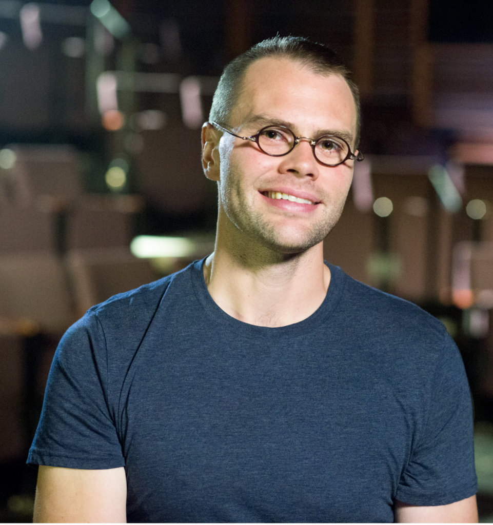 No Liza Andrews Show, Samuel Hunter fala de sua estr&eacute;ia na Broadway