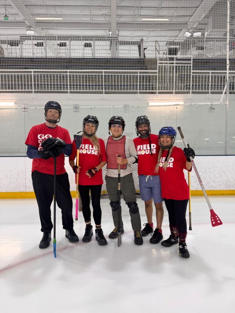 Broomball: tradi&ccedil;&atilde;o centen&aacute;ria que surpreende o mundo