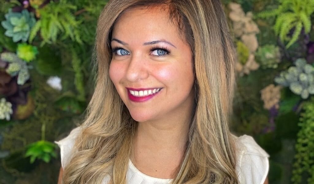 Flávia Lima: quando um salão de beleza se transforma em um lugar de acolhimento
