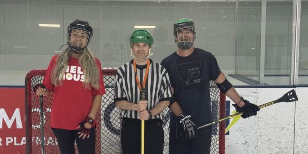 Broomball: tradição centenária que surpreende o mundo